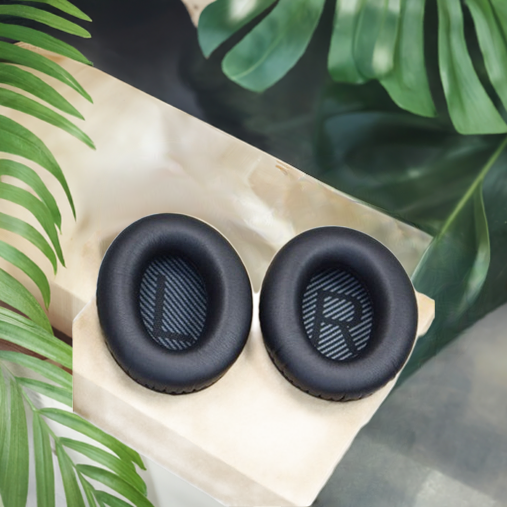 1 Pair Soft Earmuff Headphone Jacket with LR Cotton for BOSE QC2 / QC15 / AE2 / QC25 / QC35(Black)